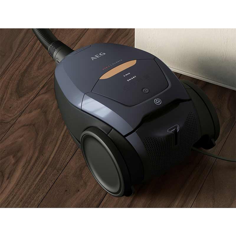 جاروبرقی آاگ مدل AEG VX82-1-5DB